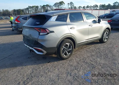 2023 Kia Sportage Hybrid Lx z USA, uszkodzony, nr VIN KNDPU3AG6P7094497